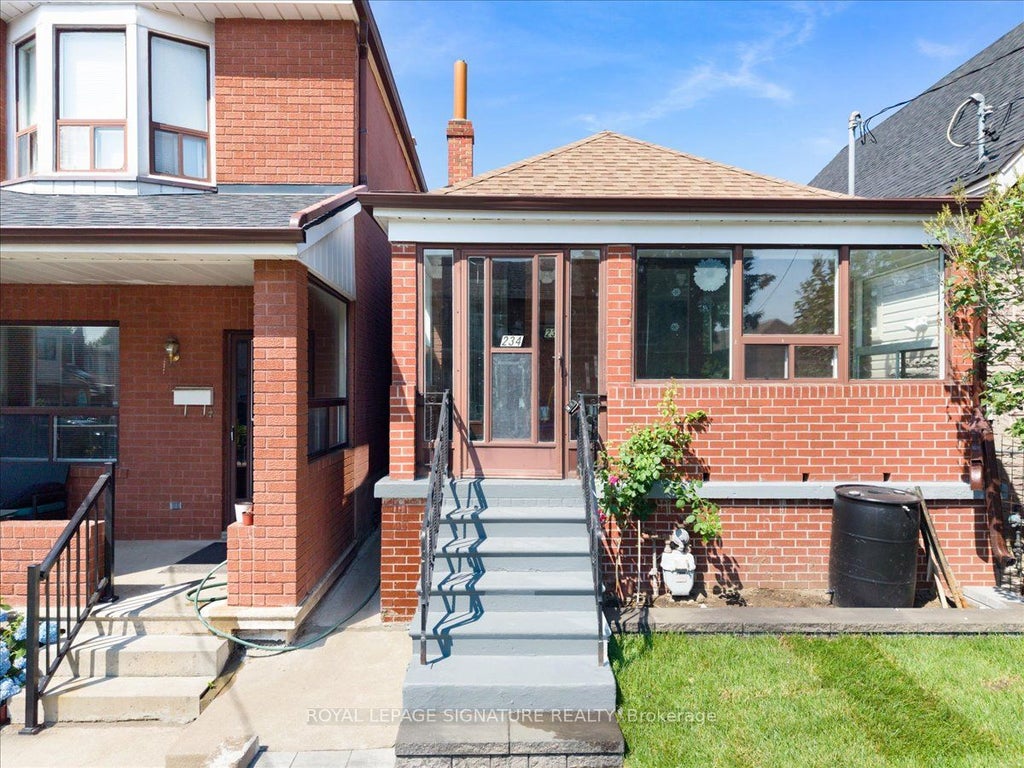 Photo of 234 Nairn Avenue W, Toronto, ON M6E 4H4 (MLS # W13562244)