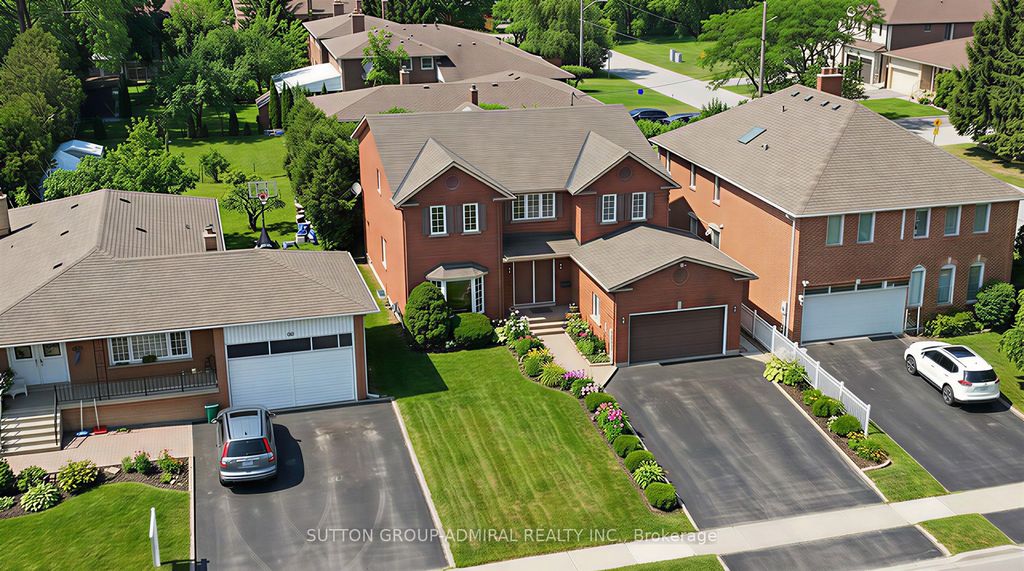 Photo of 90 Clark Avenue, Markham, ON L3T 1S8 (MLS # N12737862)