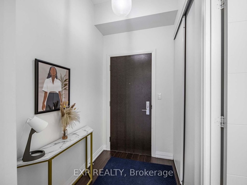 Photo of 460 Adelaide Street E #833, Toronto, ON M5A 1N6 (MLS # C12220963)