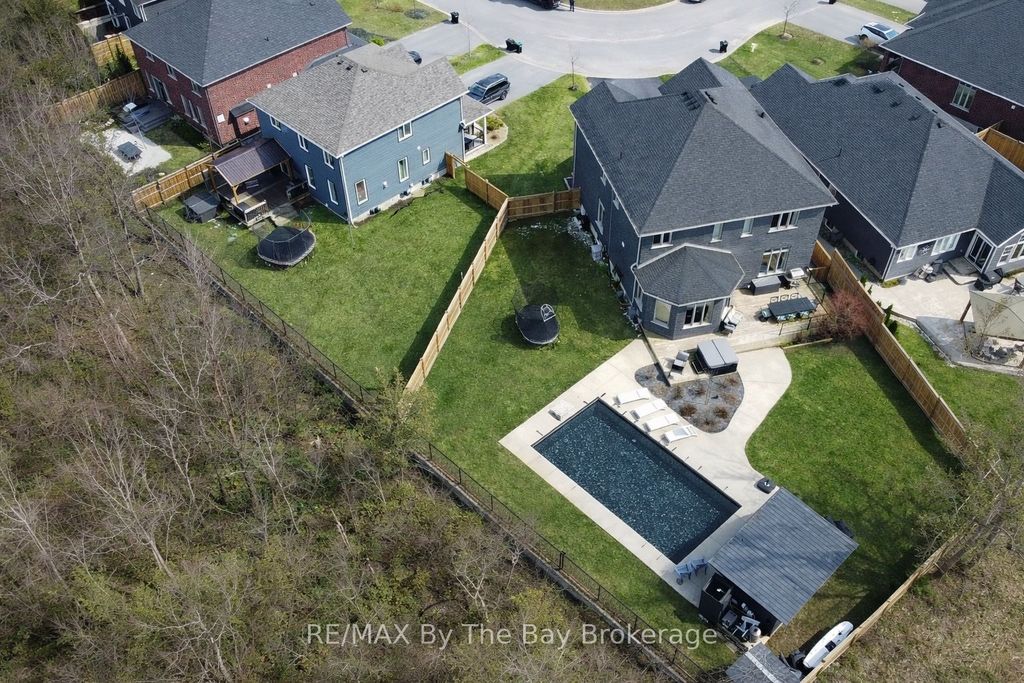 Photo of 39 Gilpin Crescent, Collingwood, ON L9Y 0Z1 (MLS # S12980736)