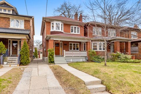 377 Armadale Avenue Toronto ON M6S 3X7