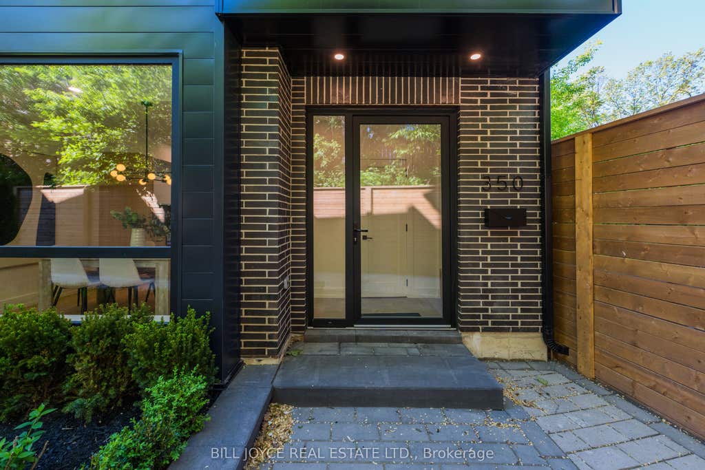 Photo of 350 Lee Avenue, Toronto, ON M4E 2P8 (MLS # E13689274)