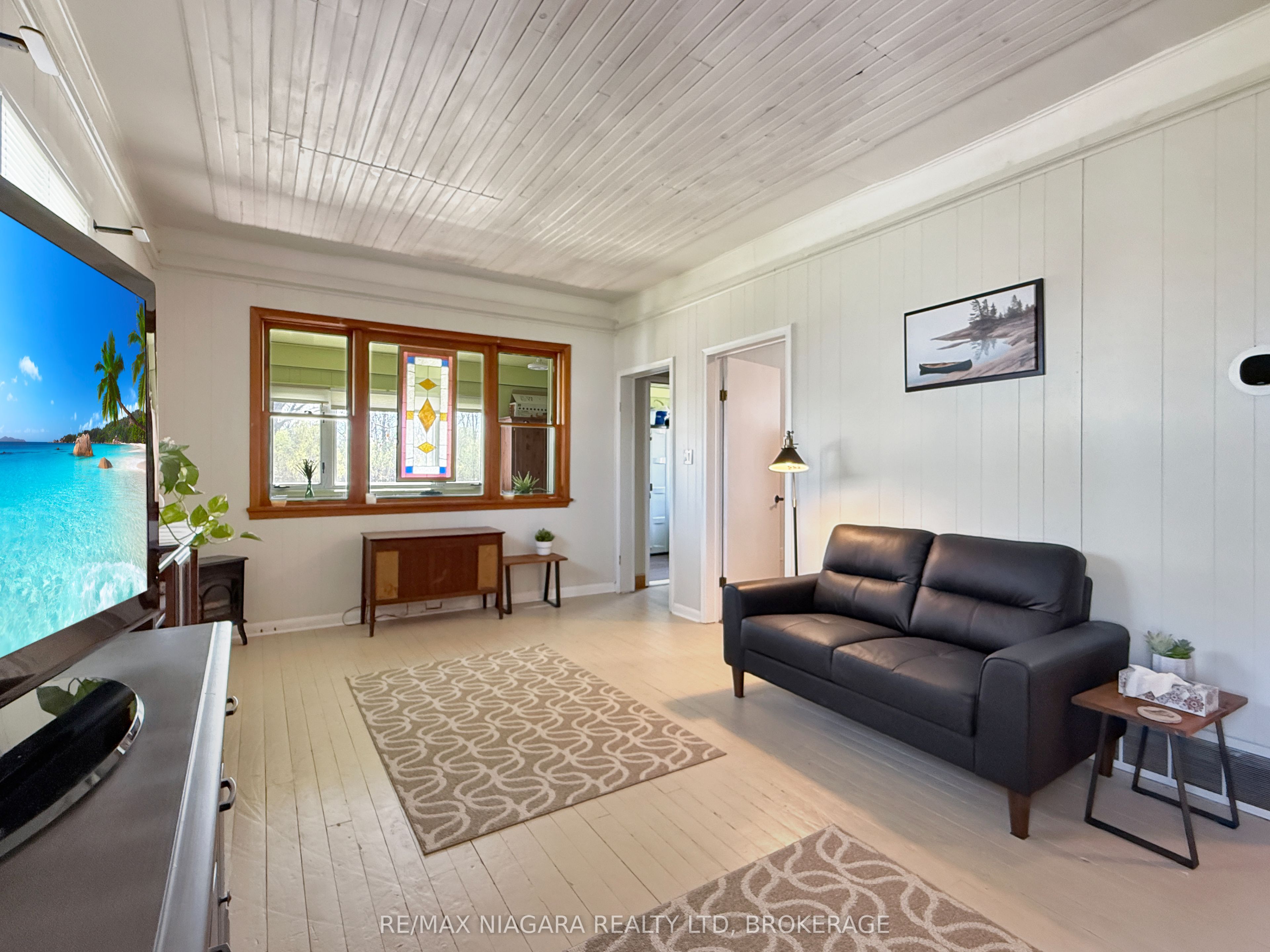 228 Courtwright Street