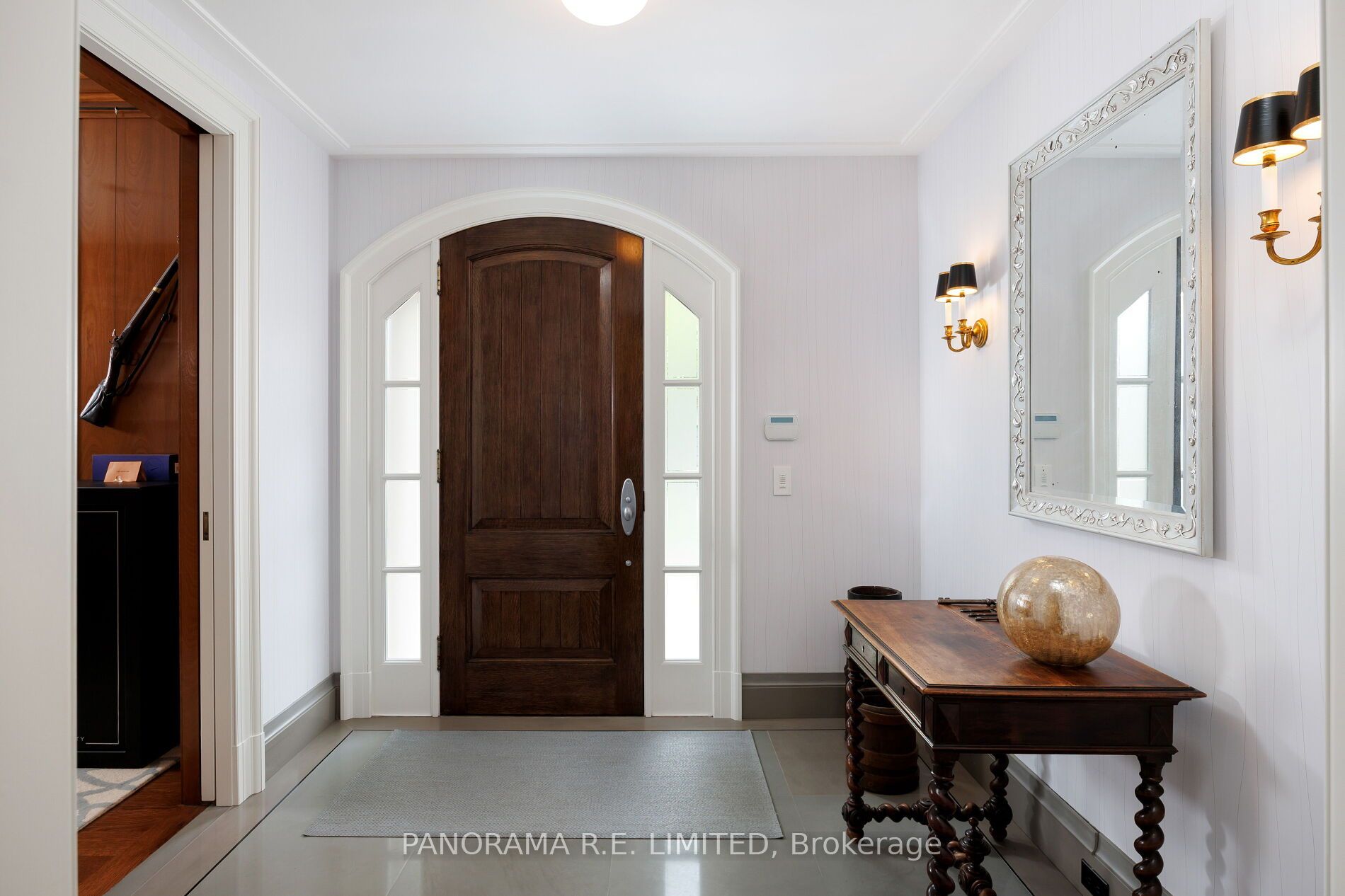 19 Graystone Gardens