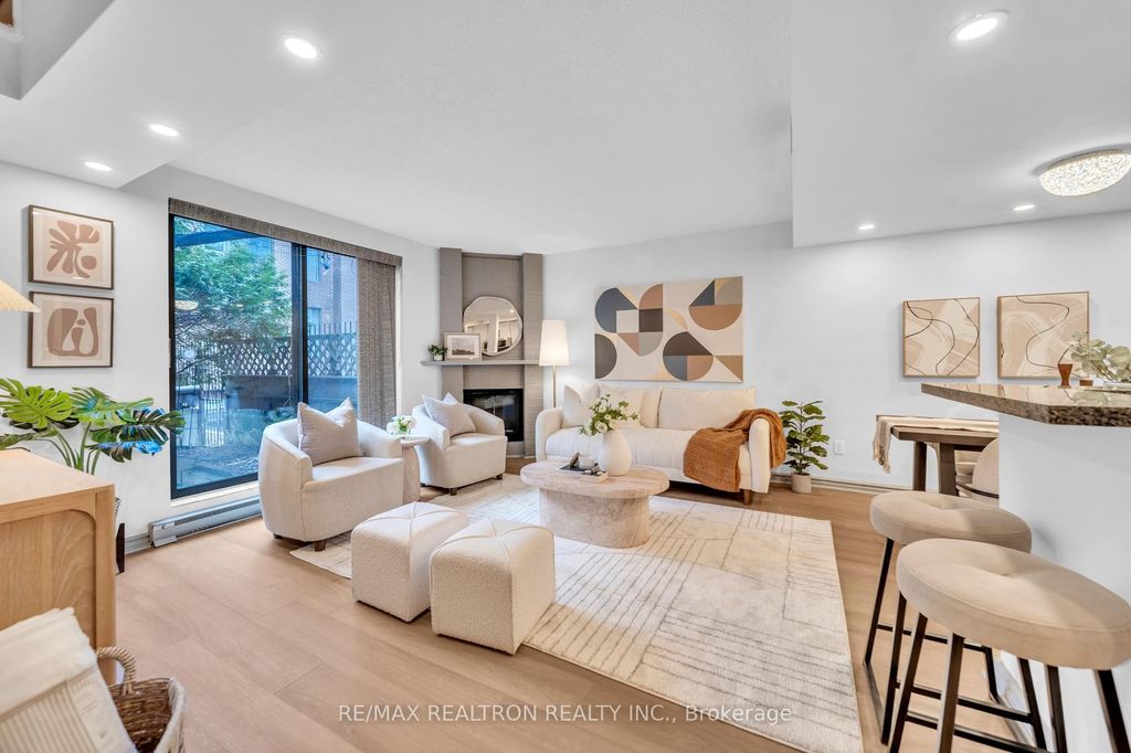 Photo of 19 Dundonald Street #204, Toronto, ON M4Y 1K3 (MLS # C13053924)