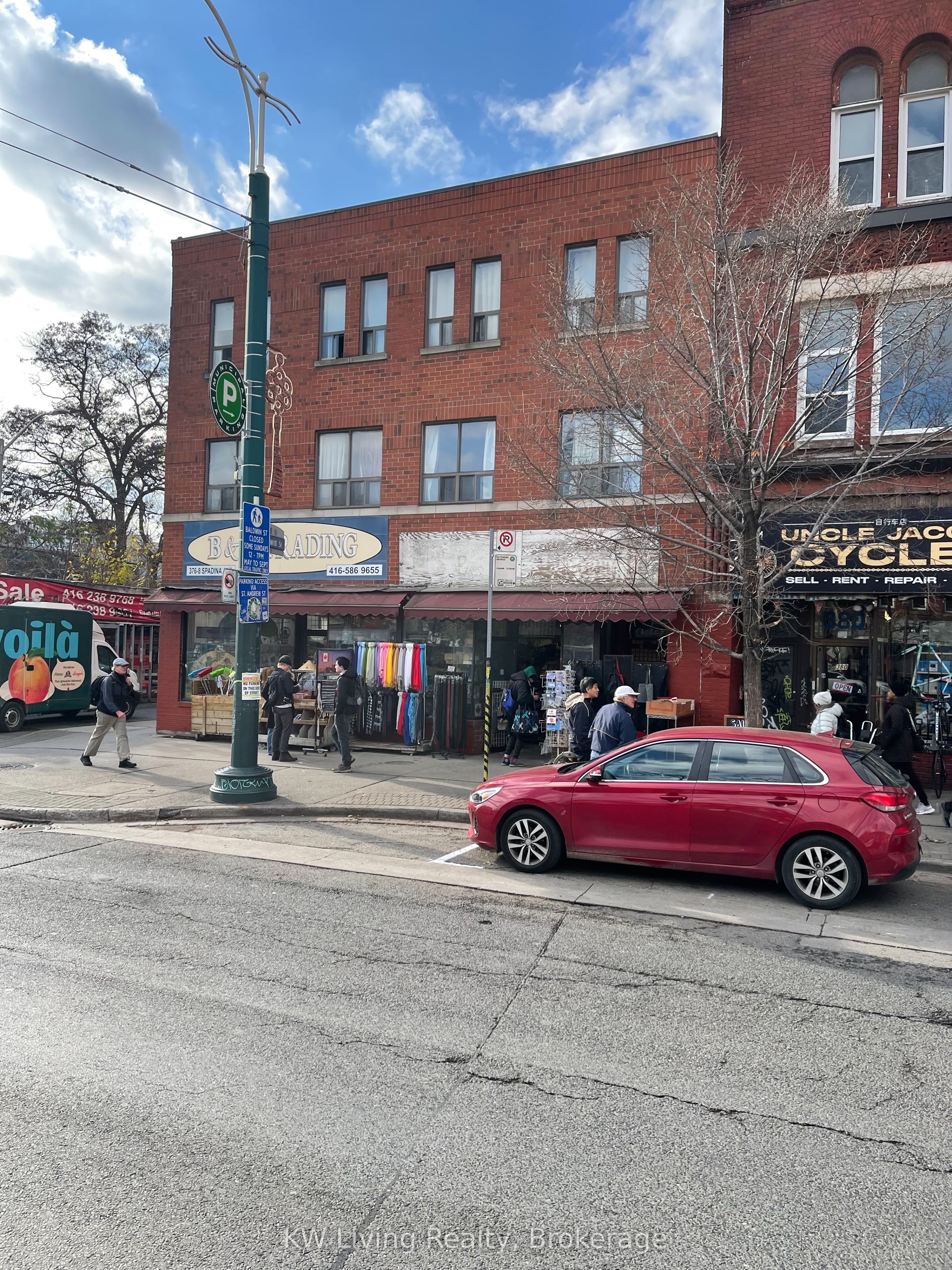 376-378 Spadina Avenue