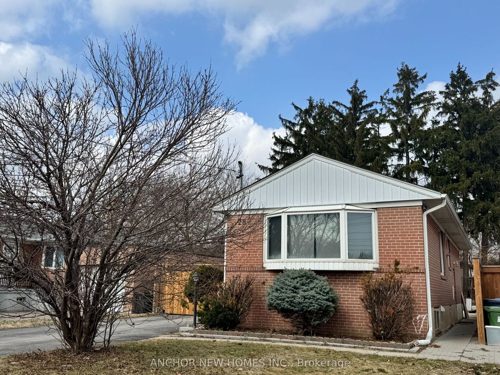 Photo of 28 Eringate Drive, Toronto, ON M9C 3Y7 (MLS # W12898252)