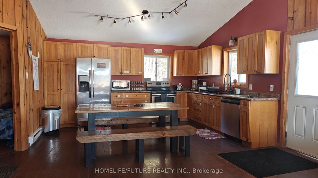 Photo of 530 Weslemkoon Lake Road, Tudor and Cashel, ON K0L 1W0 (MLS # X12857890)