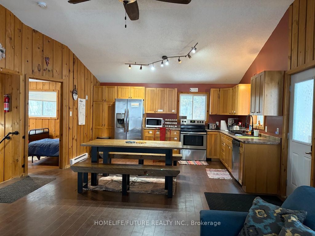 Photo of 530 Weslemkoon Lake Road, Tudor and Cashel, ON K0L 1W0 (MLS # X12857890)