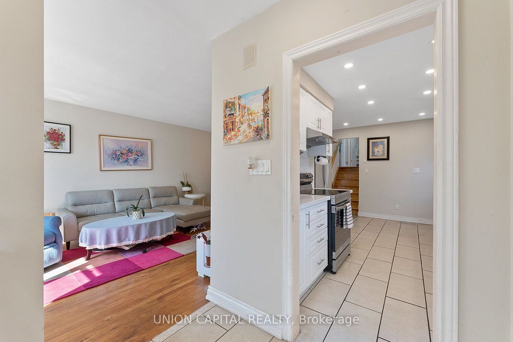 Photo of 37 Callowhill Drive, Toronto, ON M9R 3L3 (MLS # W12463760)