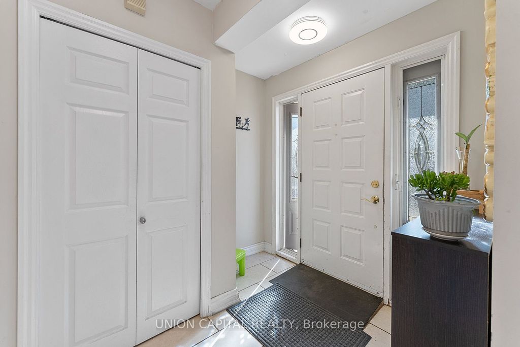 Photo of 37 Callowhill Drive, Toronto, ON M9R 3L3 (MLS # W12463760)