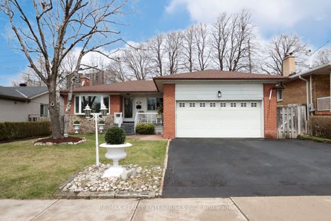 107 Dalegrove Crescent Toronto ON M9B 6B1