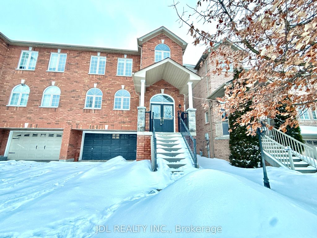 Photo of 69 Gail Parks Crescent, Newmarket, ON L3X 3B9 (MLS # N12817780)