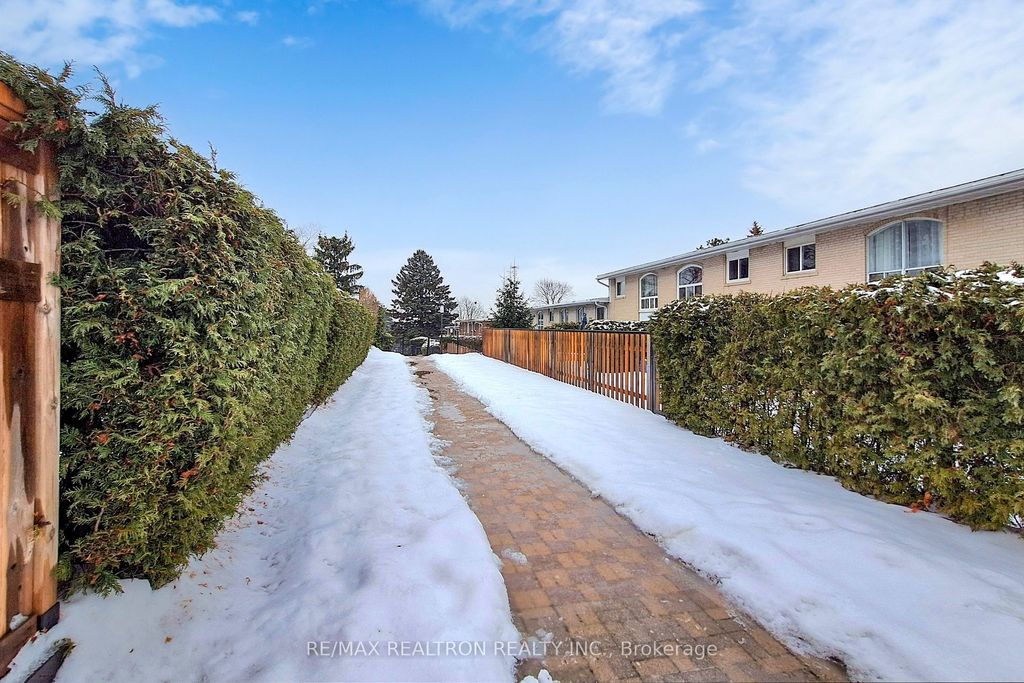 Photo of 25 Esterbrooke Avenue #118, Toronto, ON M2J 2C5 (MLS # C12685398)