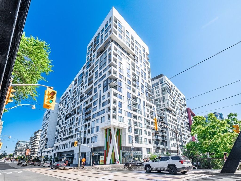 Photo of 576 FRONT Street W #1705, Toronto, ON M5V 1C1 (MLS # C12440701)