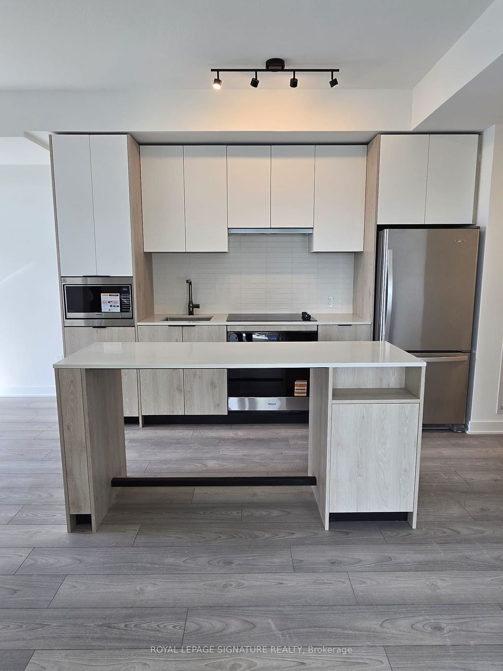 Photo of 1007 The Queensway Avenue #314, Toronto, ON M8Z 0H4 (MLS # W12458130)