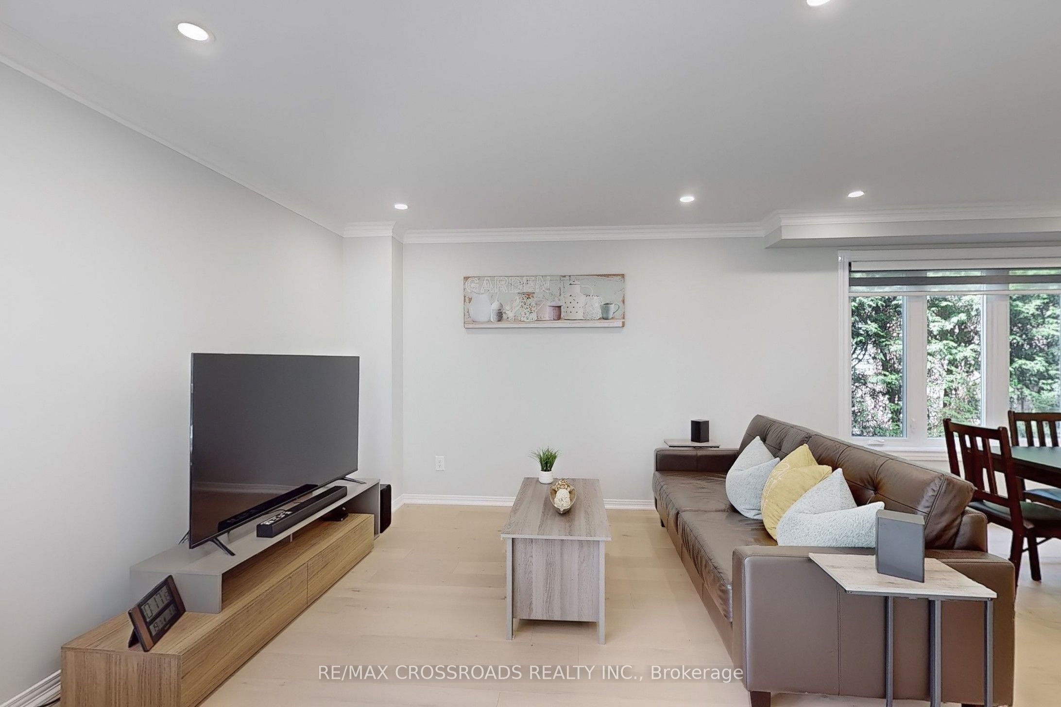 24 Dalecroft Circle