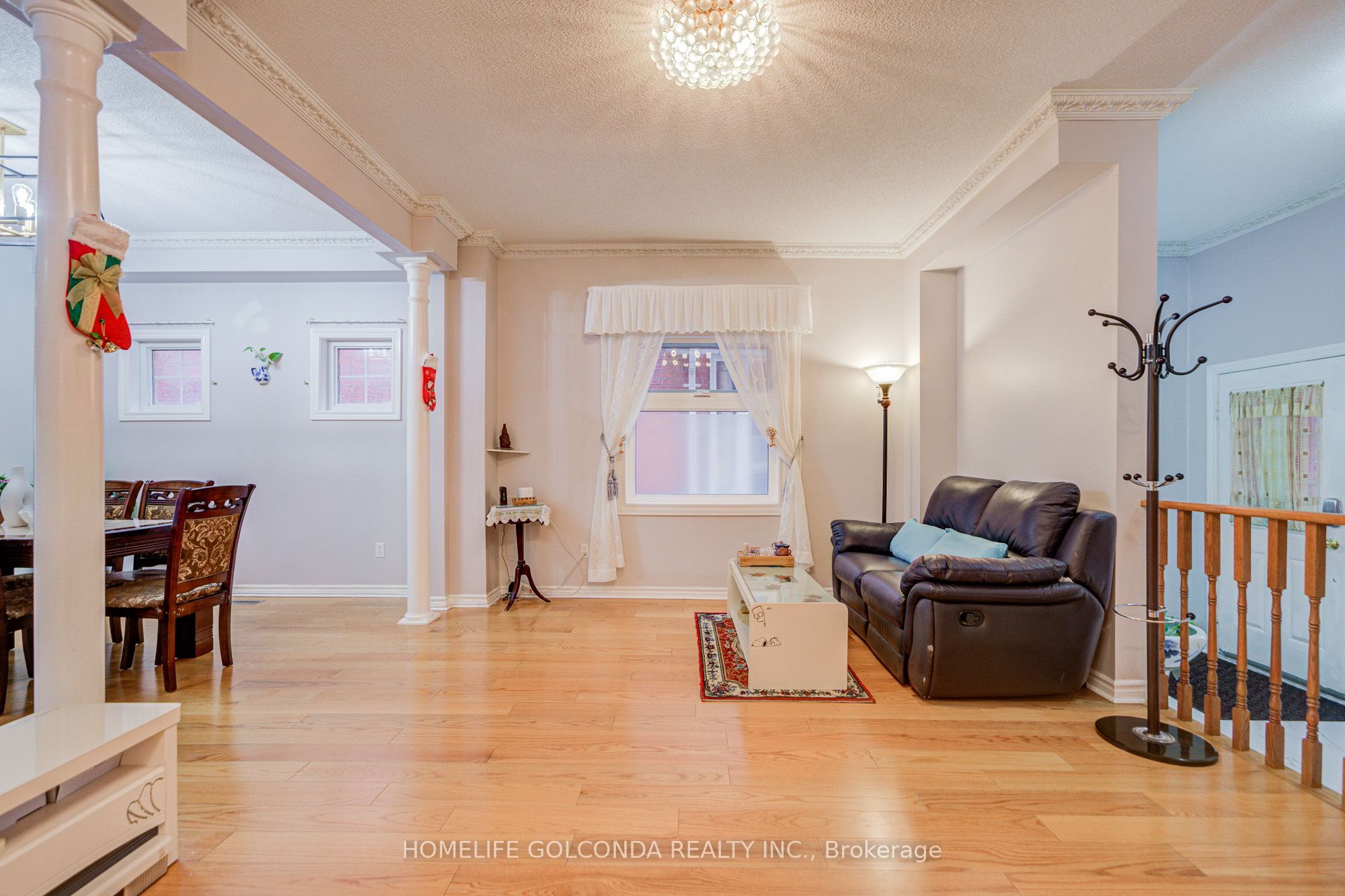 25 Eastpine Drive