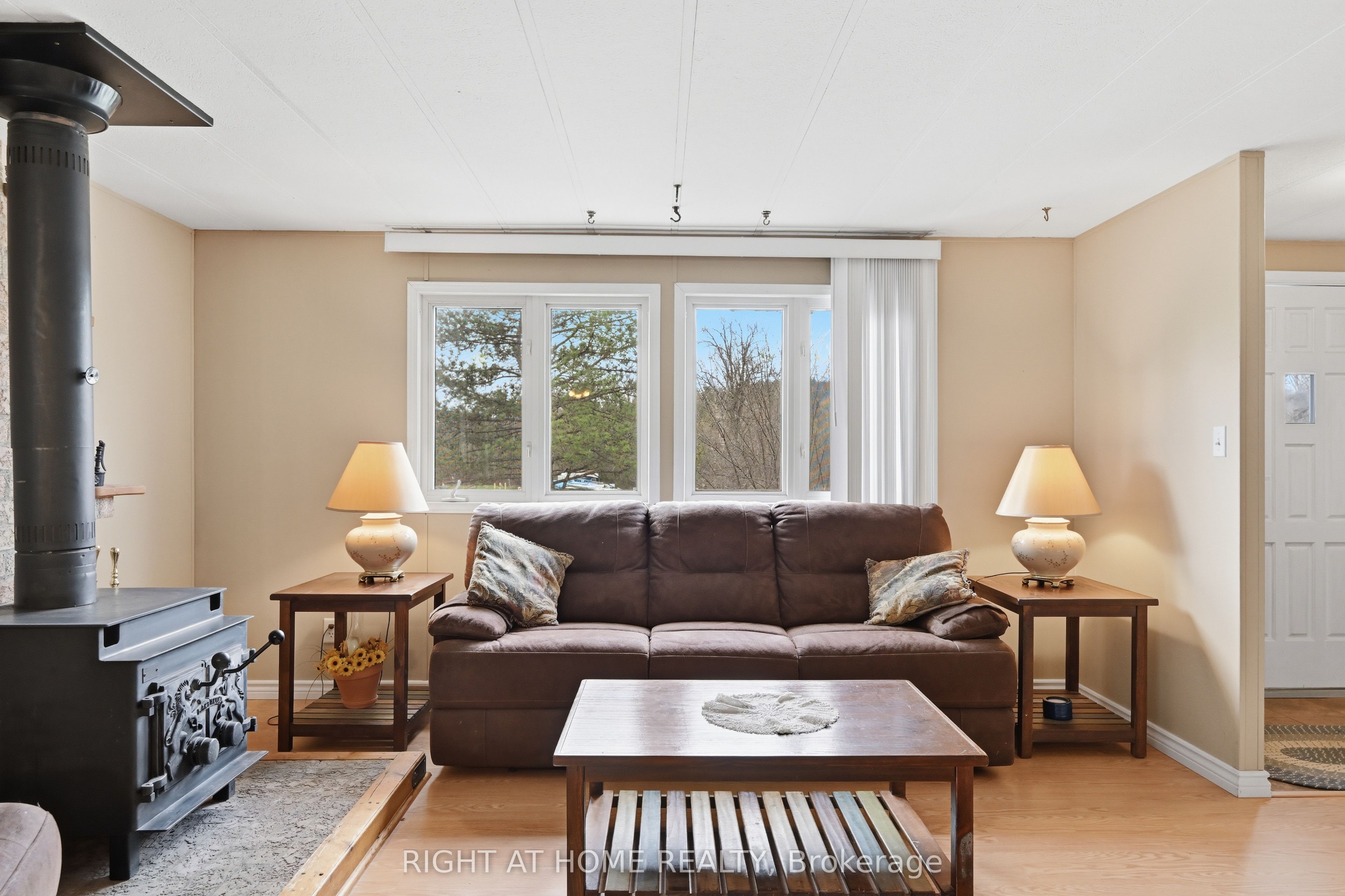 1294 8th Concession Road W 131