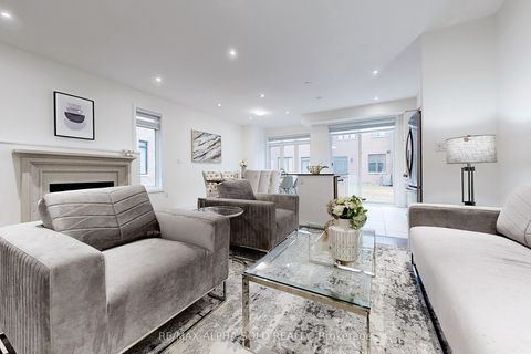 63 McCague Street Richmond Hill ON L4S 0J4