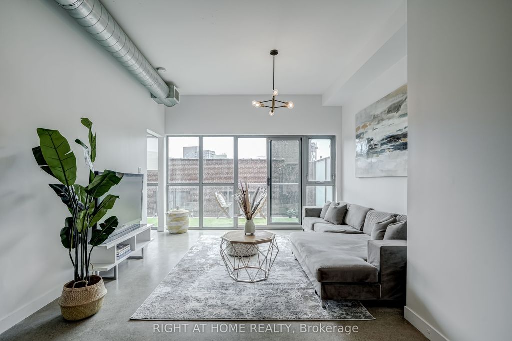 Photo of 569 King Street E #409, Toronto, ON M5A 1M5 (MLS # C12476165)