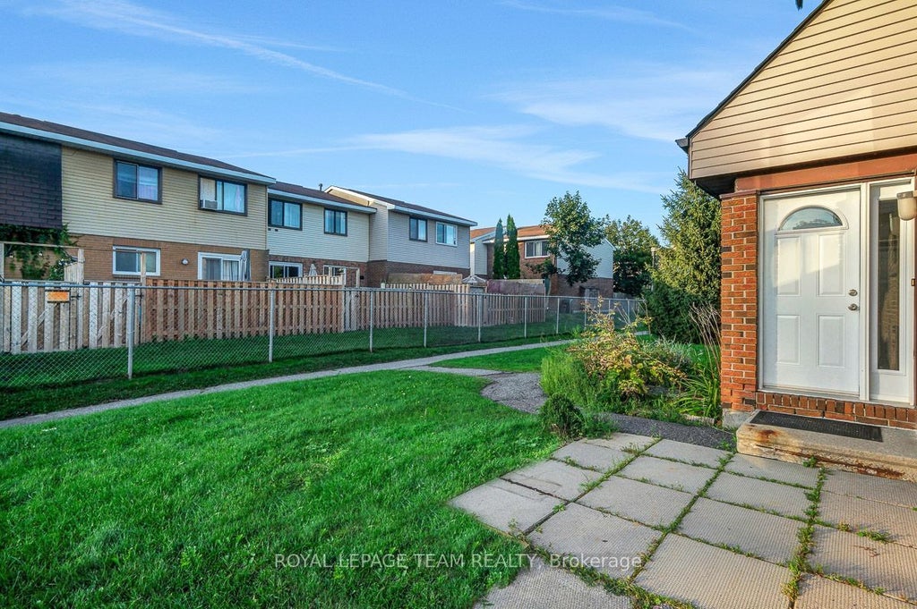 Photo of 13 Woodvale Green N/A #Unit A, South of Baseline to Knoxdale, ON K2G 4H1 (MLS # X13724284)