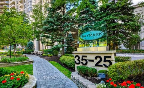 35 Kingsbridge Garden Circle 110 Mississauga ON L5R 3Z5