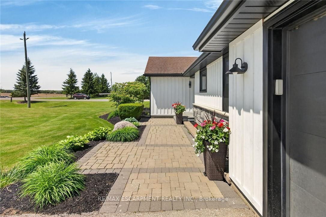 2885 Haldimand 9 Road