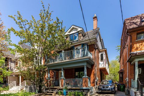 233 Albany Avenue Lower Toronto ON M5R 3C7