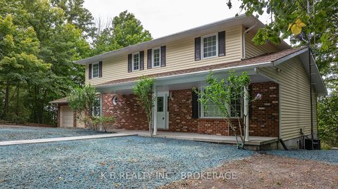 Photo of 162 Lasher's Rd Road, Greater Napanee, ON K7R 3K8 (MLS # X12464504)