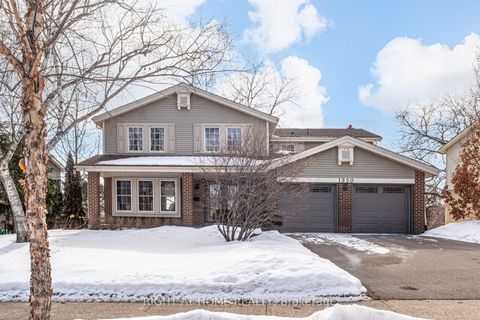 1320 Monmouth Drive Burlington ON L7P 3J6