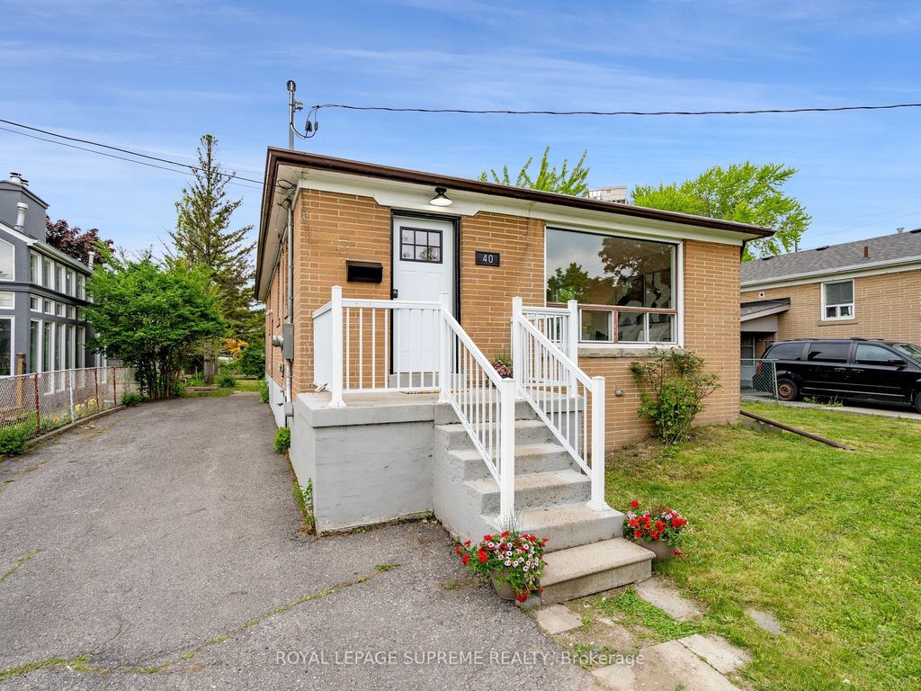 Photo of 40 Cartwright Avenue, Toronto, ON M6A 1T9 (MLS # W12325809)