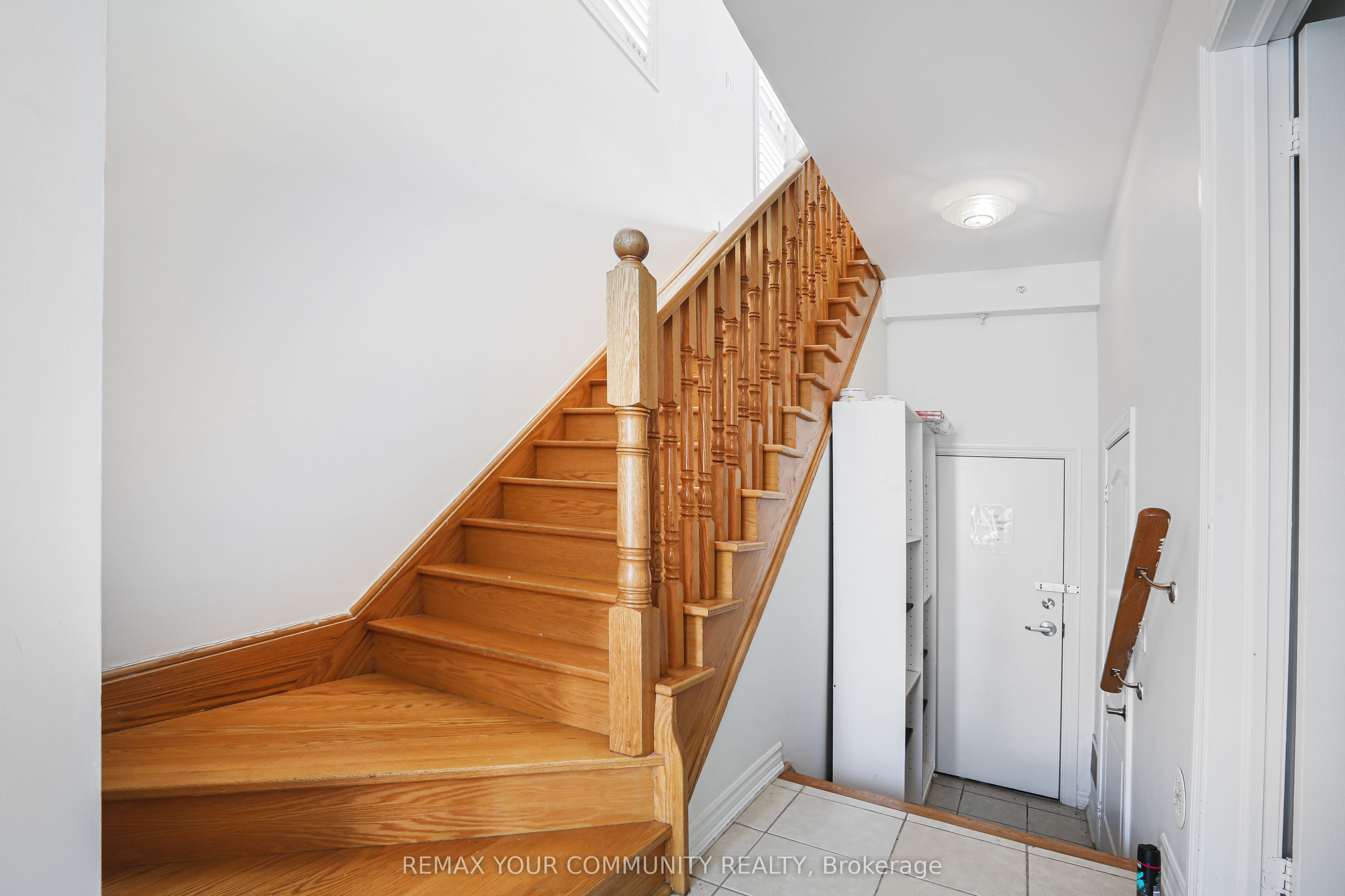 60 Cathedral High Heights E