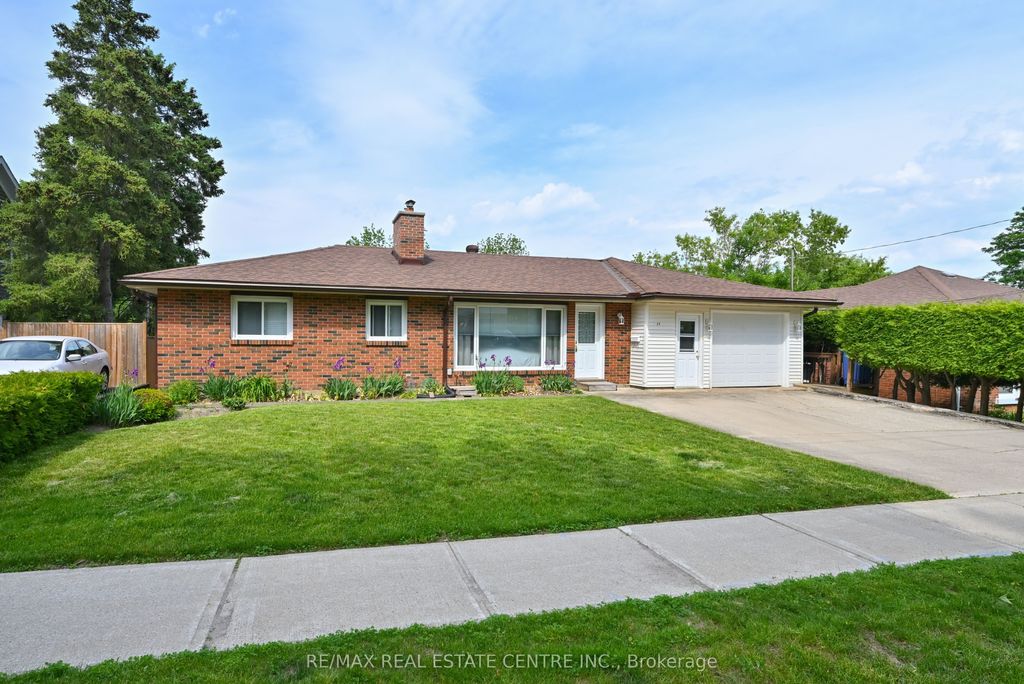 Photo of 37 Margaret Street E, Orangeville, ON L9W 2N5 (MLS # W13429702)