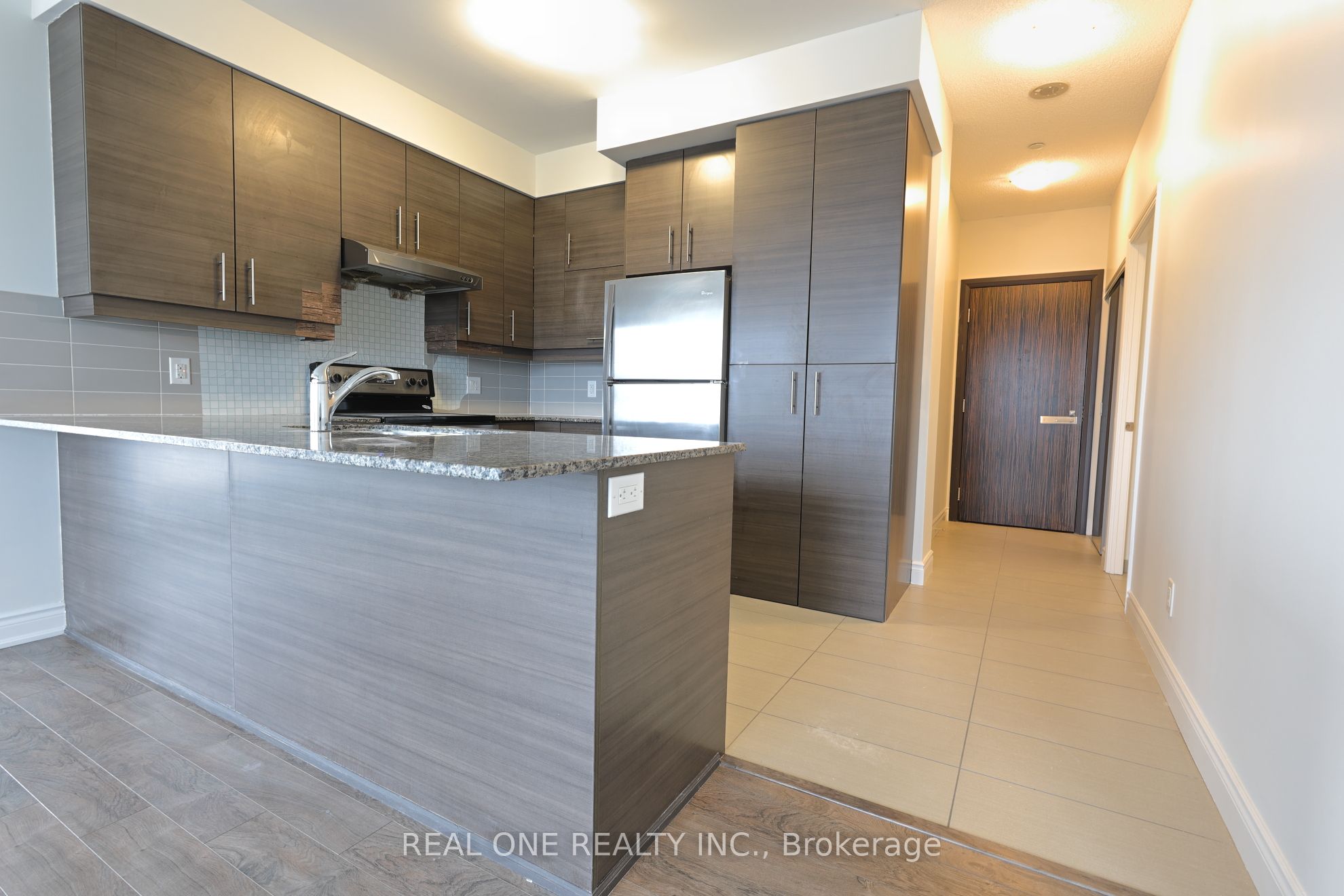 277 South Park Road 1216