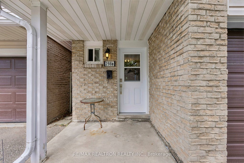 Photo of 298D Bluevale Street N, Waterloo, ON N2J 4G3 (MLS # X13757748)