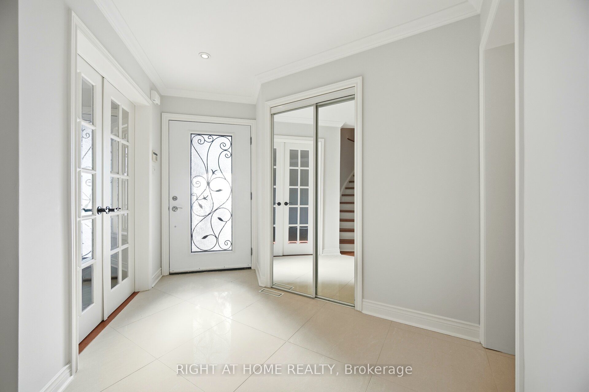 6859 Gracefield Drive