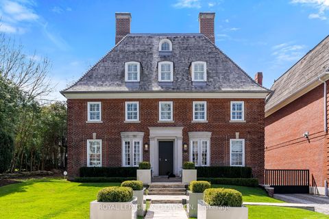 148 Forest Hill Road Toronto ON M5P 2M9