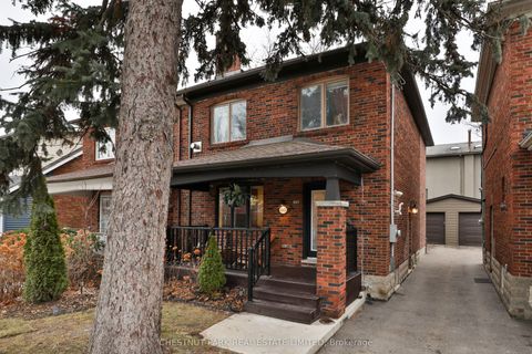 Photo of 665 Millwood Road, Toronto, ON M4S 1L2 (MLS # C12695294)