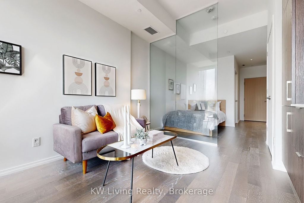 Photo of 5 Soudan Avenue #917, Toronto, ON M4S 0B1 (MLS # C12258894)