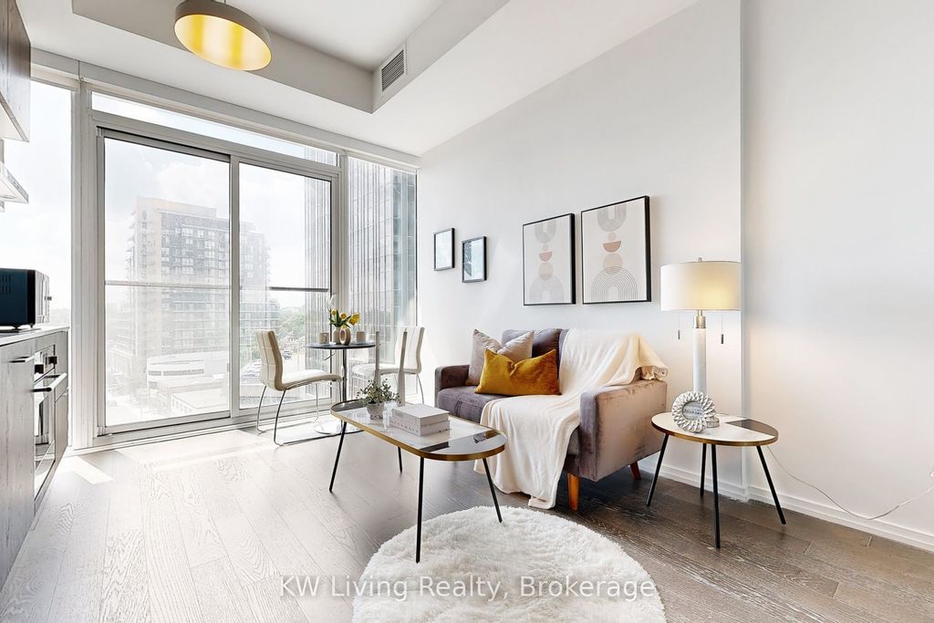 Photo of 5 Soudan Avenue #917, Toronto, ON M4S 0B1 (MLS # C12258894)