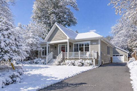 2195 Courtland Drive Burlington ON L7R 1S2