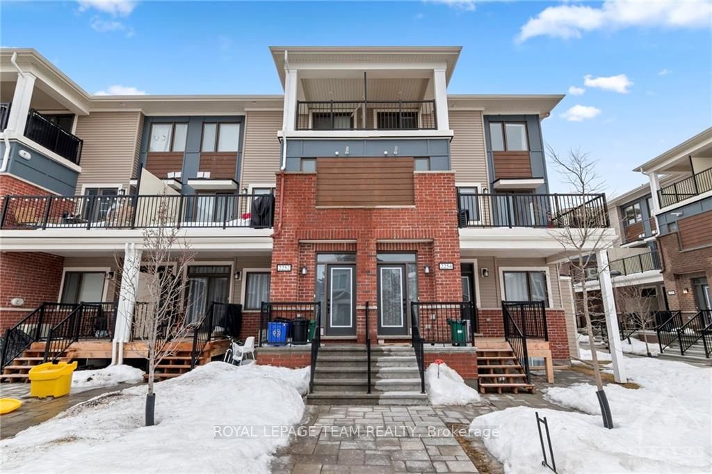 Photo 1 of 14 — 2254 WATERCOLOURS Way, Barrhaven, ON K2J 6R2