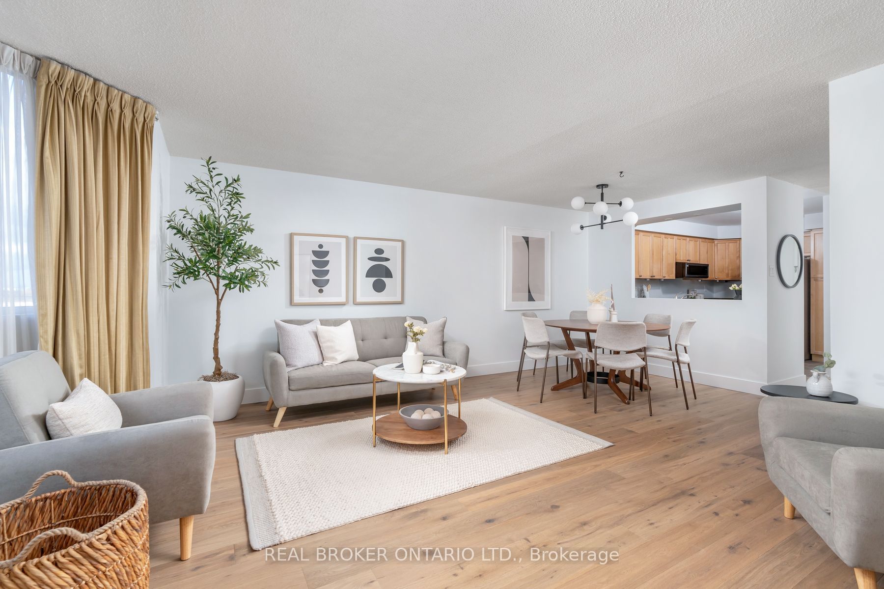 3845 Lake Shore Boulevard W 1601