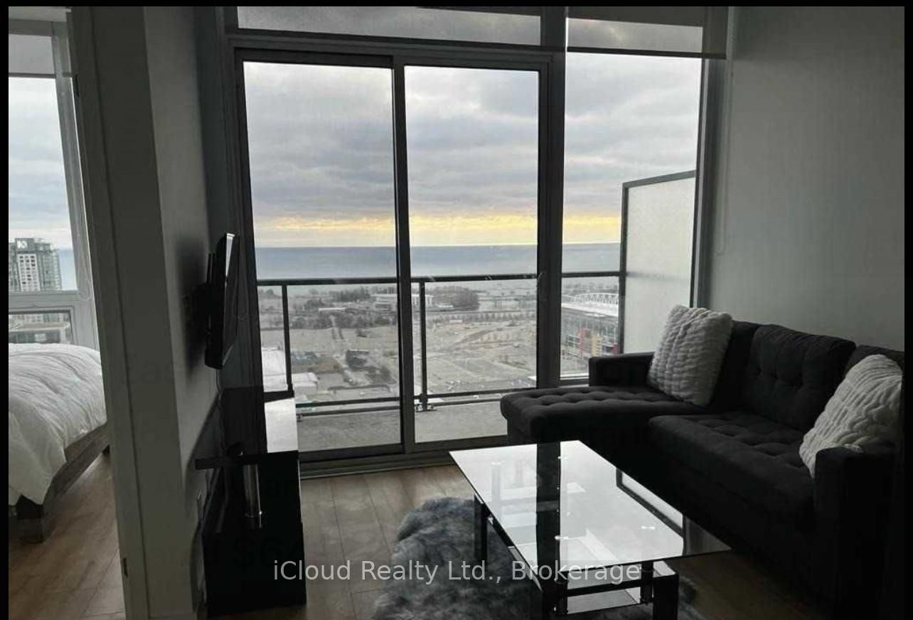 135 E Liberty ST Street LP10