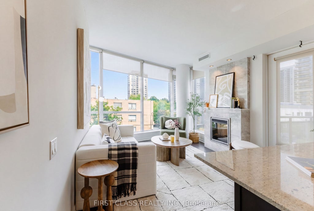 Photo of 30 Canterbury Place #305, Toronto, ON M2N 0B9 (MLS # C13711124)