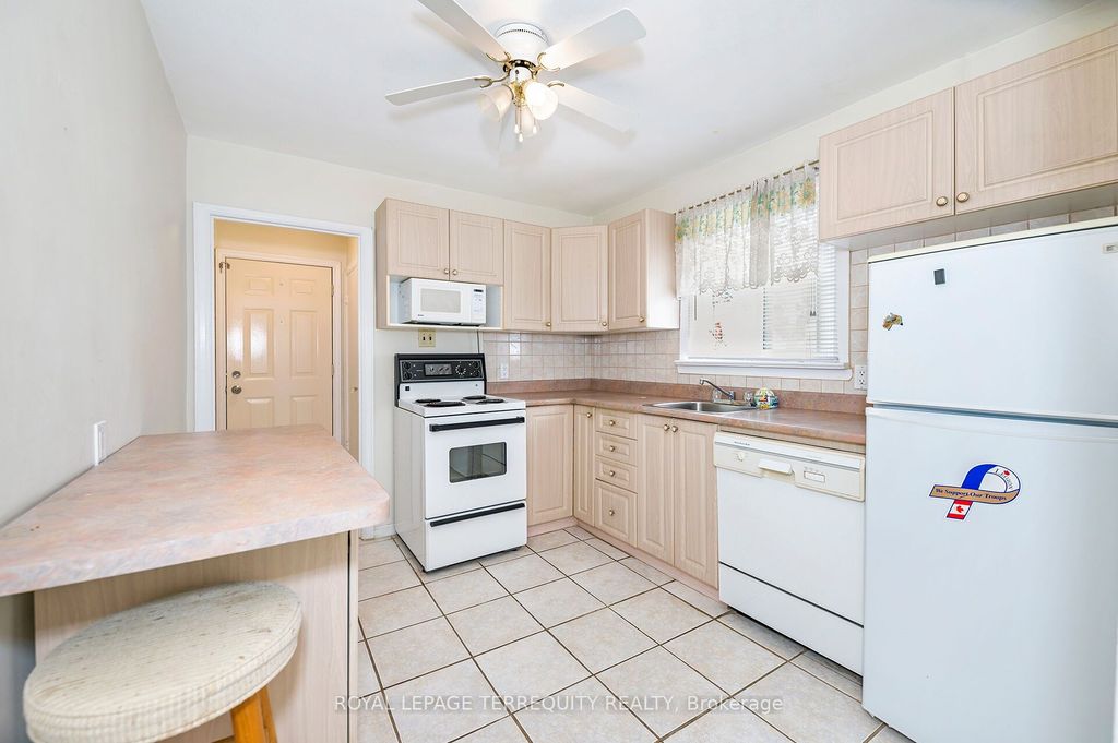 Photo of 68 Parkchester Road, Toronto, ON M6M 2S3 (MLS # W12989164)