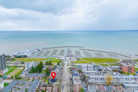 47 Nelson Street Oakville ON L6L 3H5