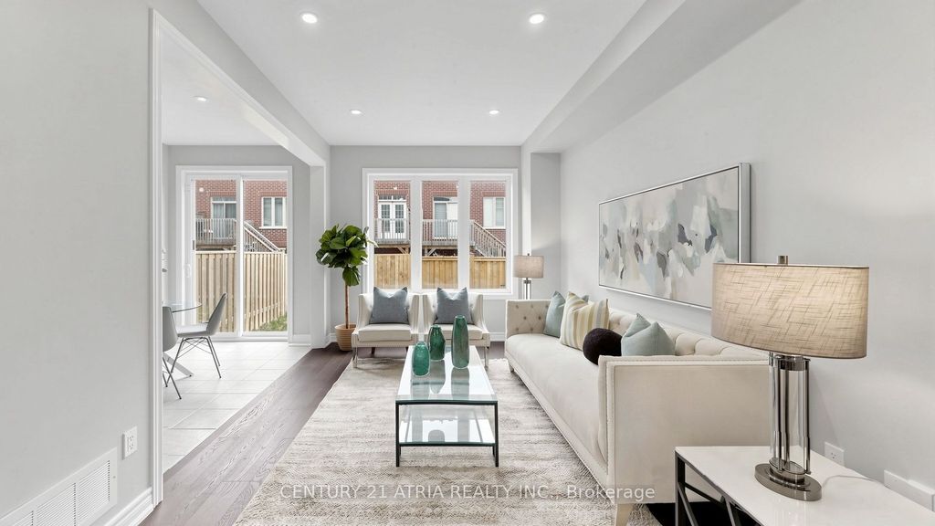Photo of 37 Capreol Avenue, Aurora, ON L4G 0Z8 (MLS # N13092400)