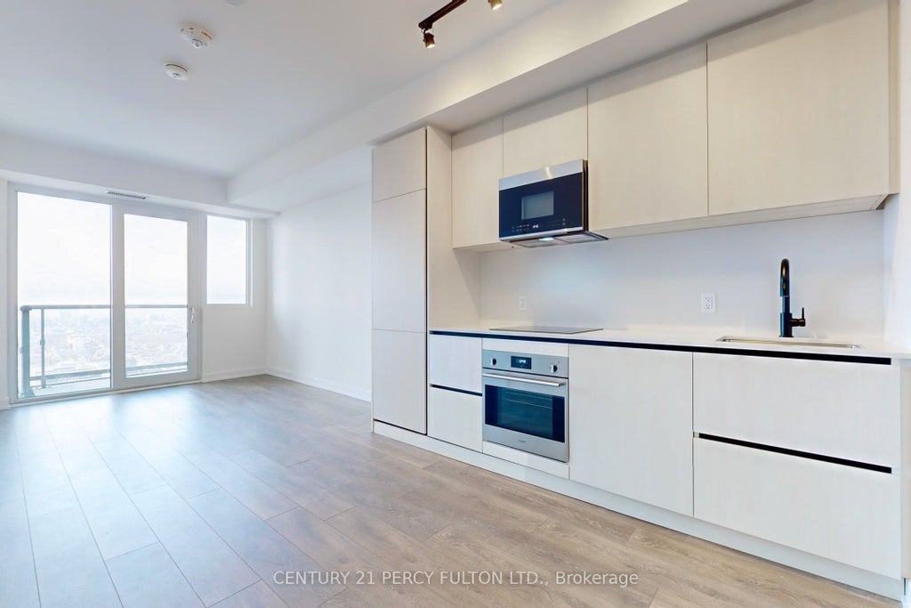 Photo of 108 Peter Street #4712, Toronto, ON M5V 0W2 (MLS # C13750134)